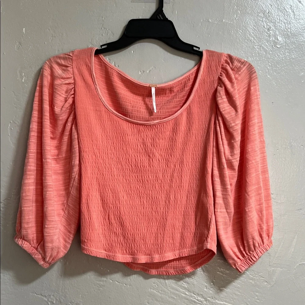 Free People Day Lily Puff Sleeve Blouse Top Size SM Coral Pink